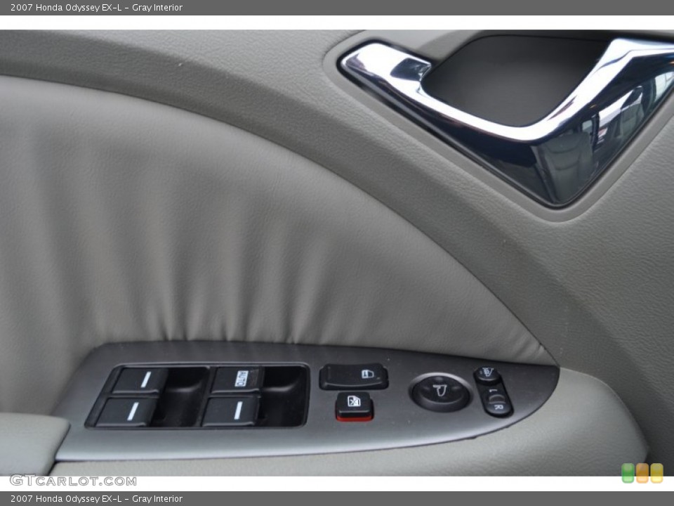 Gray Interior Controls for the 2007 Honda Odyssey EX-L #80540401