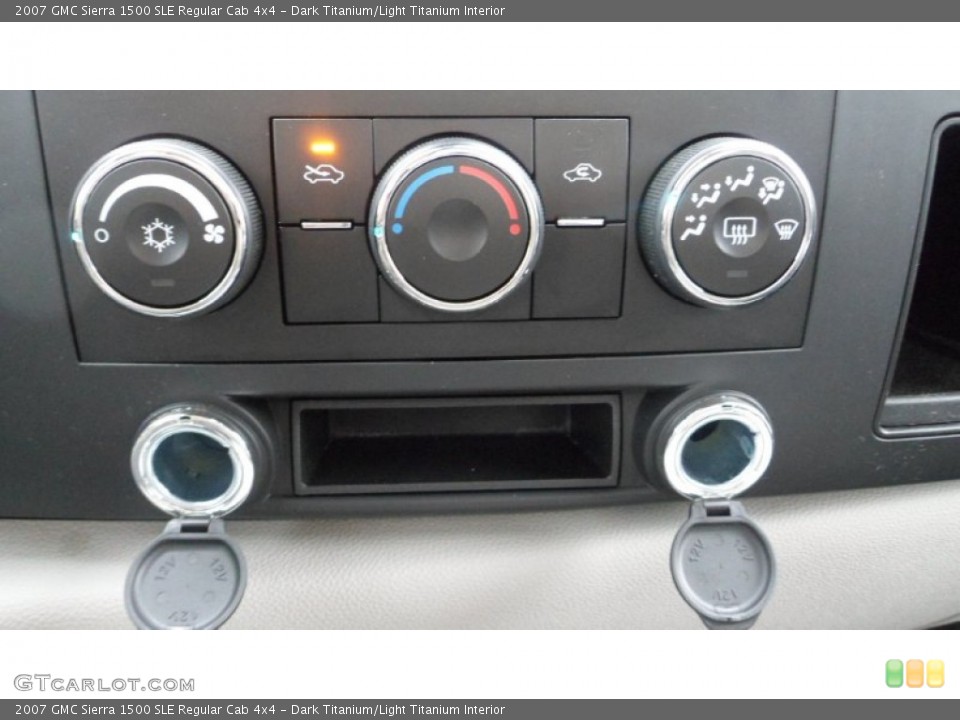Dark Titanium/Light Titanium Interior Controls for the 2007 GMC Sierra 1500 SLE Regular Cab 4x4 #80542195