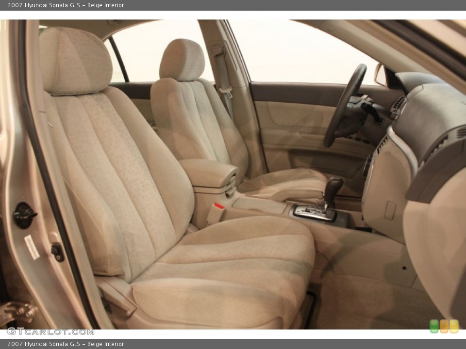 Beige Interior Front Seat for the 2007 Hyundai Sonata GLS #80547592