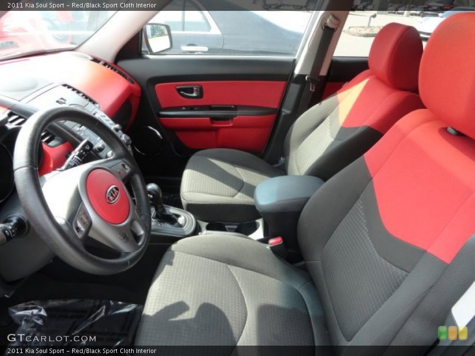 Red/Black Sport Cloth Interior Photo for the 2011 Kia Soul Sport #80554446