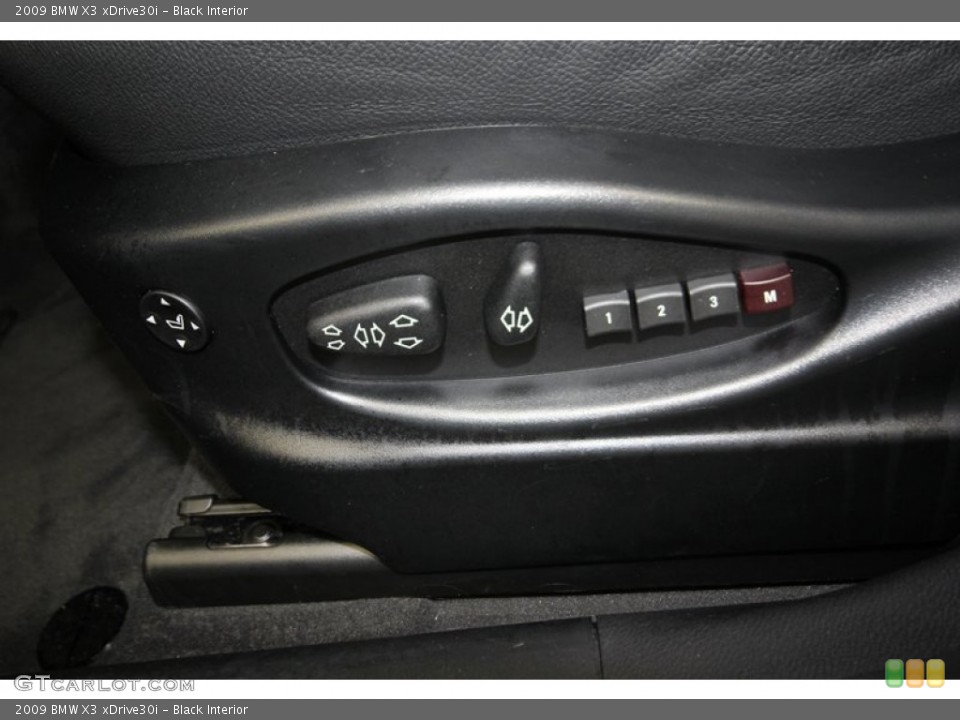 Black Interior Controls for the 2009 BMW X3 xDrive30i #80590138