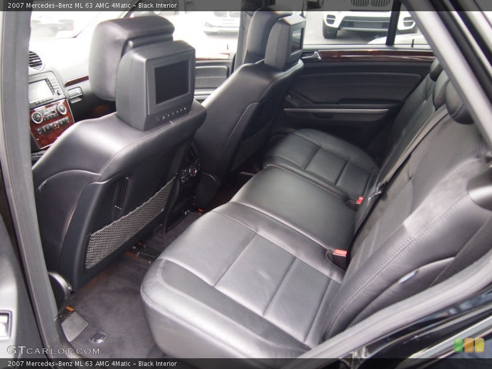 Black Interior Rear Seat for the 2007 Mercedes-Benz ML 63 AMG 4Matic #80590168