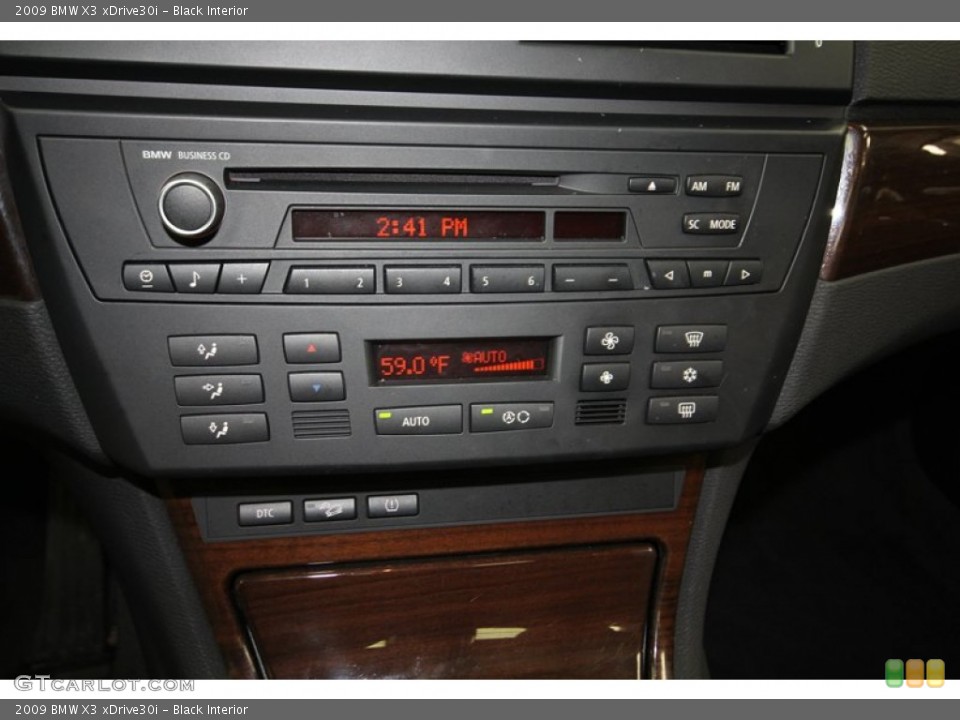 Black Interior Controls for the 2009 BMW X3 xDrive30i #80590172