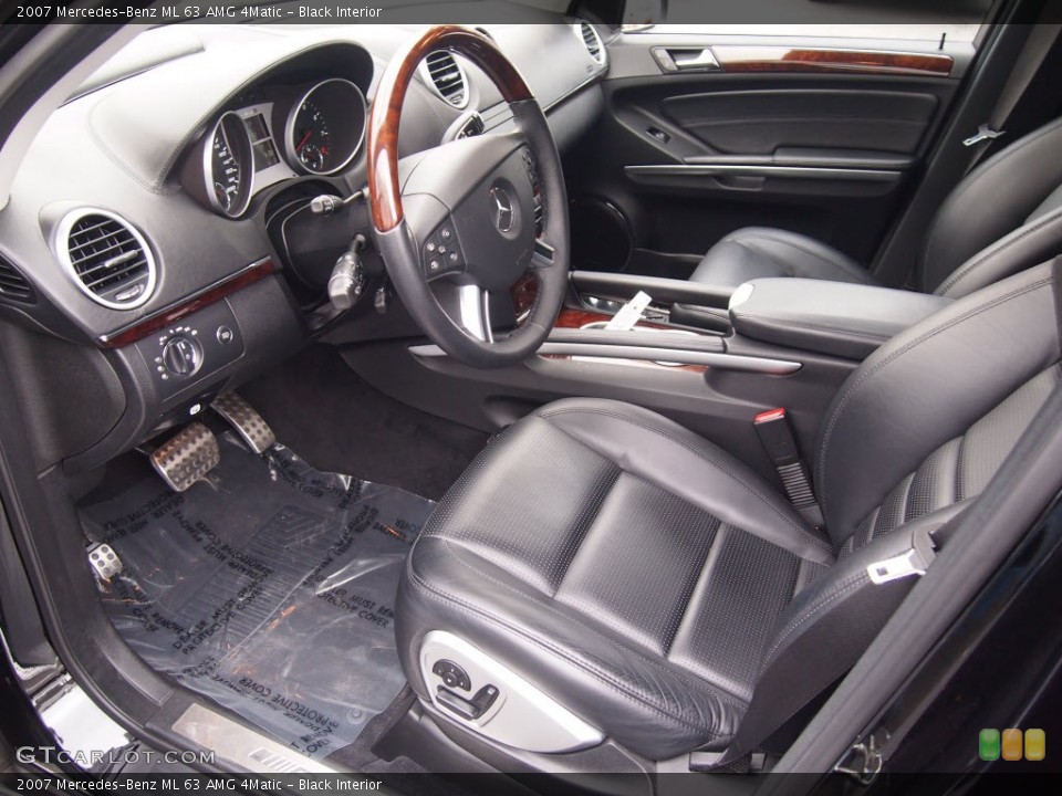 Black Interior Photo for the 2007 Mercedes-Benz ML 63 AMG 4Matic #80590192