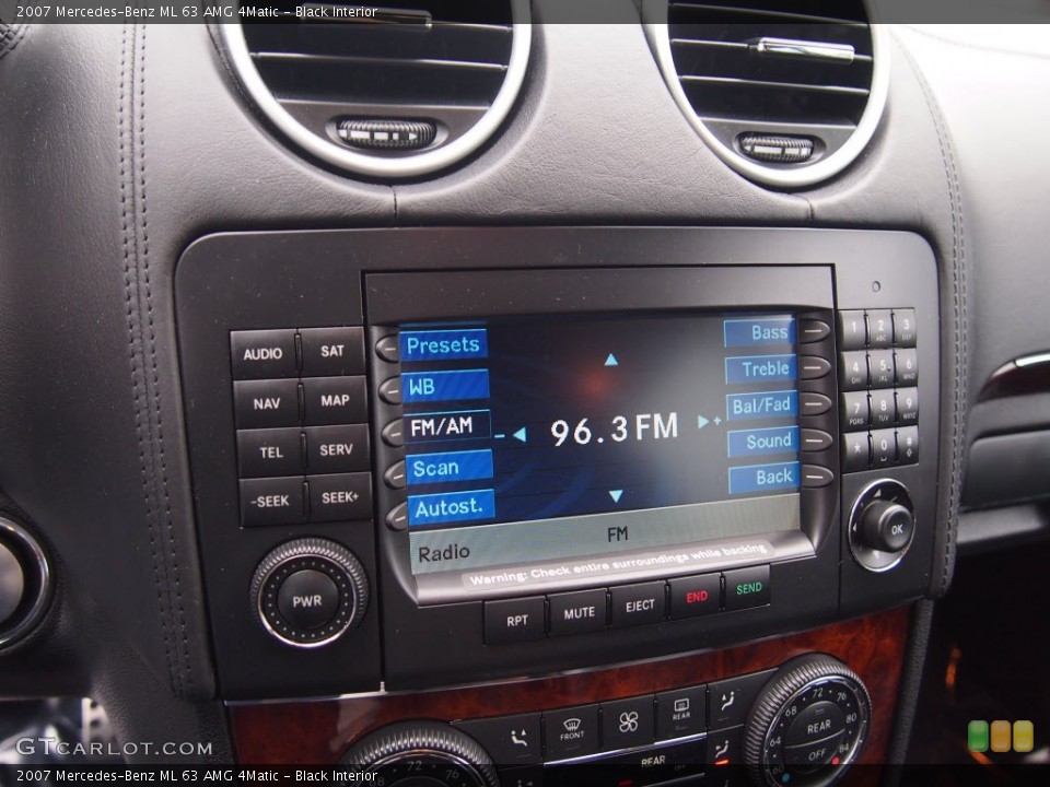 Black Interior Controls for the 2007 Mercedes-Benz ML 63 AMG 4Matic #80590264