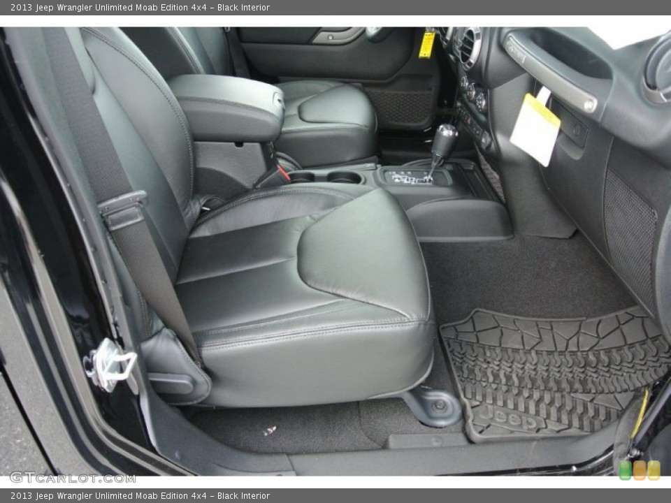 Black Interior Front Seat for the 2013 Jeep Wrangler Unlimited Moab Edition 4x4 #80595627