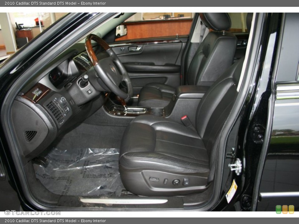 Ebony Interior Photo for the 2010 Cadillac DTS  #80613470