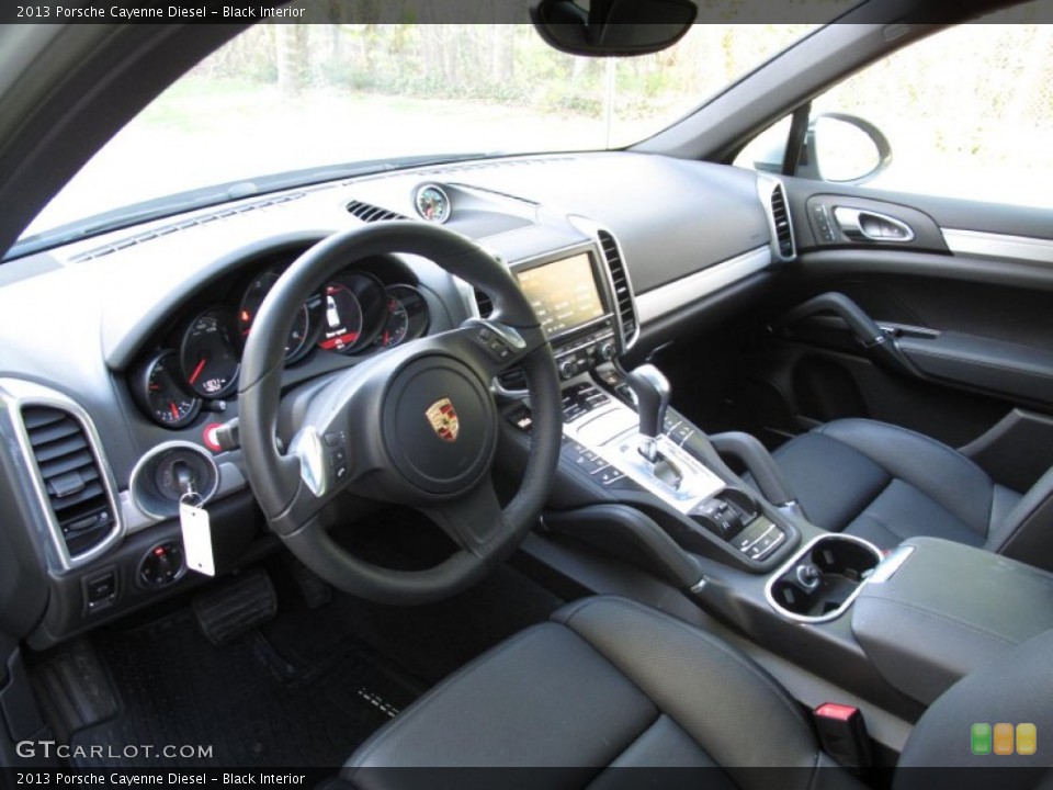 Black Interior Photo for the 2013 Porsche Cayenne Diesel #80616043
