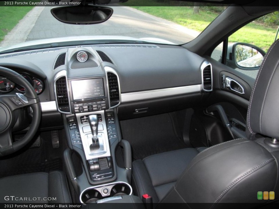 Black Interior Dashboard for the 2013 Porsche Cayenne Diesel #80616118