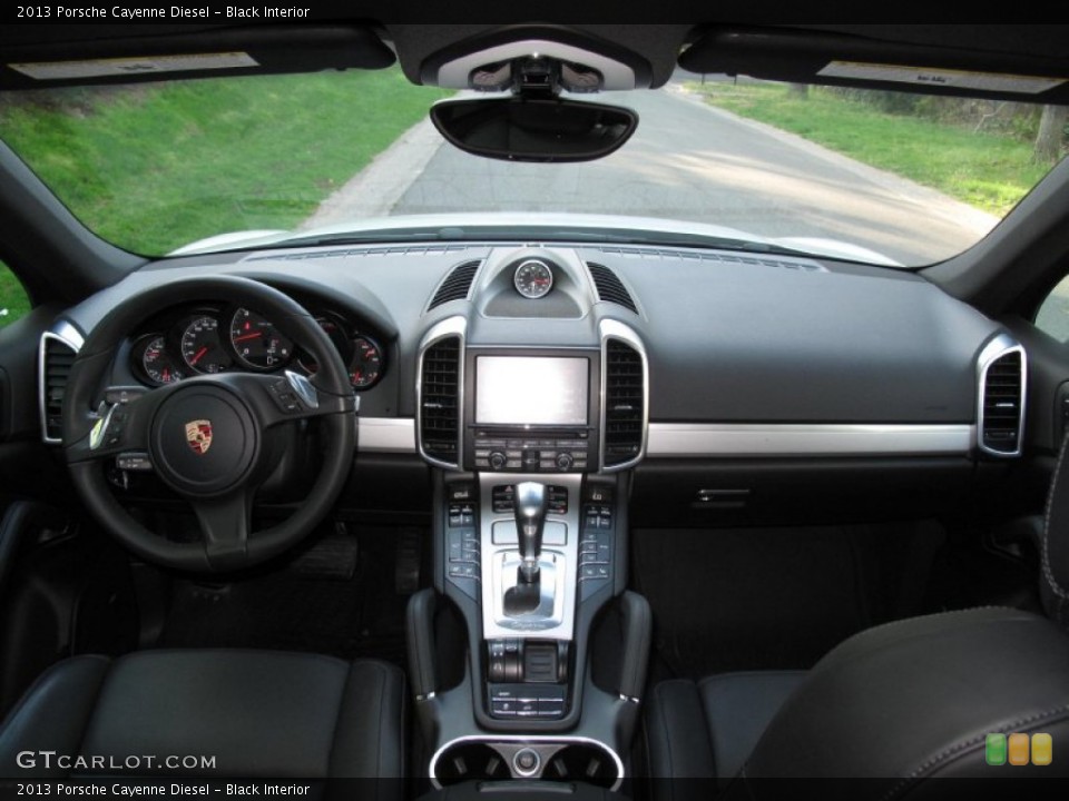 Black Interior Dashboard for the 2013 Porsche Cayenne Diesel #80616143