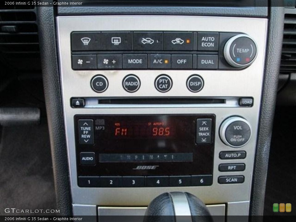 Graphite Interior Controls for the 2006 Infiniti G 35 Sedan #80639050