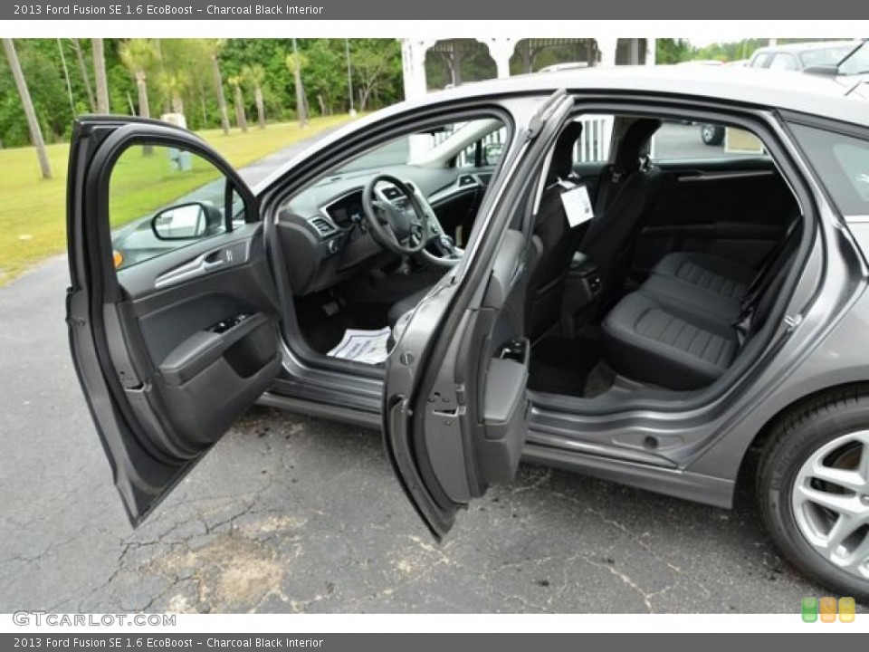 Charcoal Black Interior Photo for the 2013 Ford Fusion SE 1.6 EcoBoost #80642436