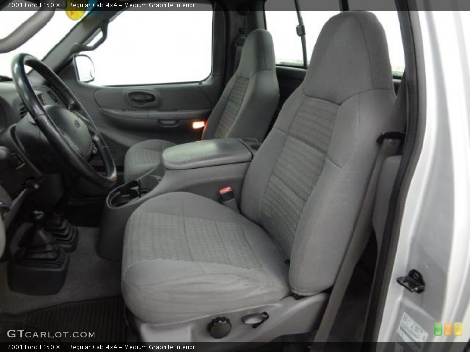 Medium Graphite Interior Photo for the 2001 Ford F150 XLT Regular Cab 4x4 #80652254