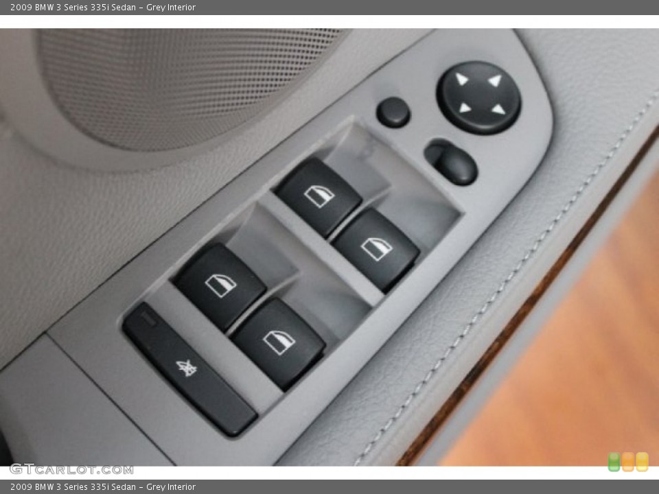 Grey Interior Controls for the 2009 BMW 3 Series 335i Sedan #80652837