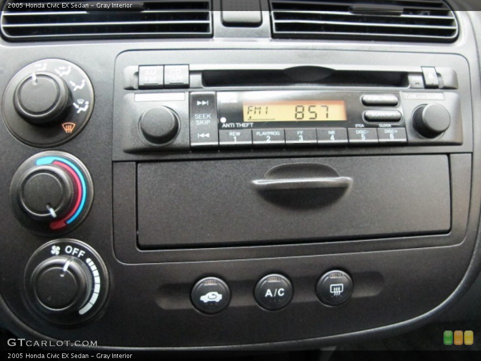 Gray Interior Controls for the 2005 Honda Civic EX Sedan #80658579