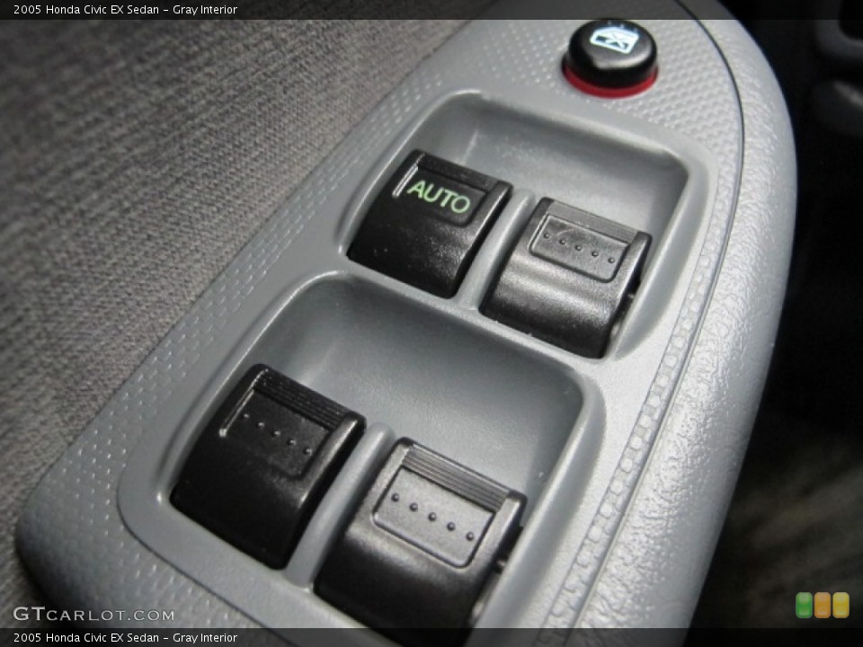 Gray Interior Controls for the 2005 Honda Civic EX Sedan #80658703