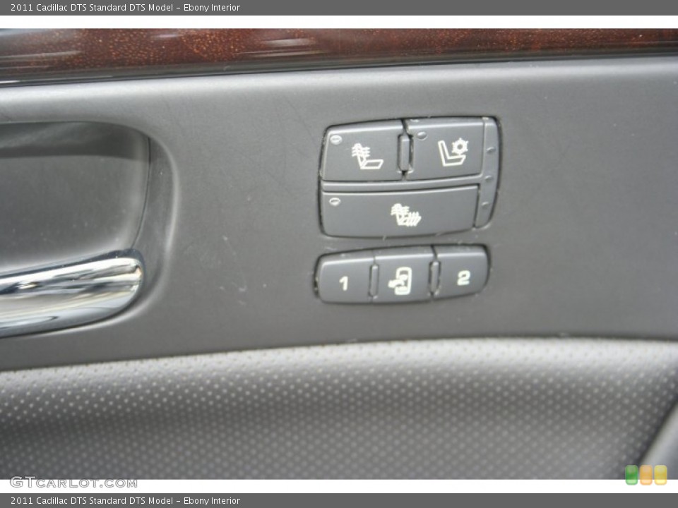Ebony Interior Controls for the 2011 Cadillac DTS  #80658849