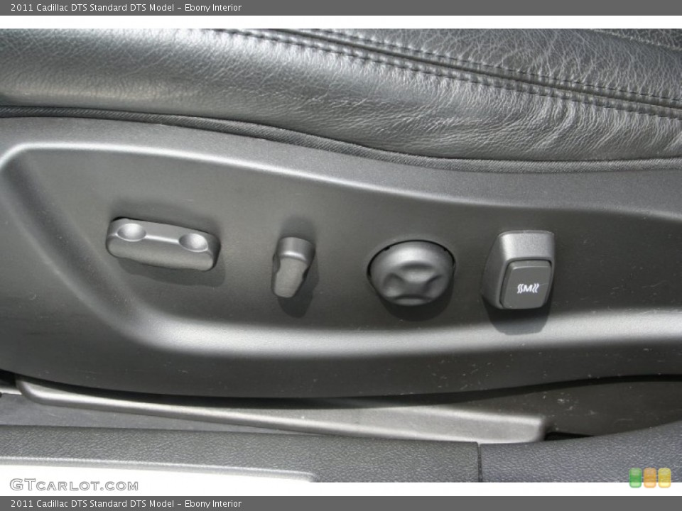 Ebony Interior Controls for the 2011 Cadillac DTS  #80658870