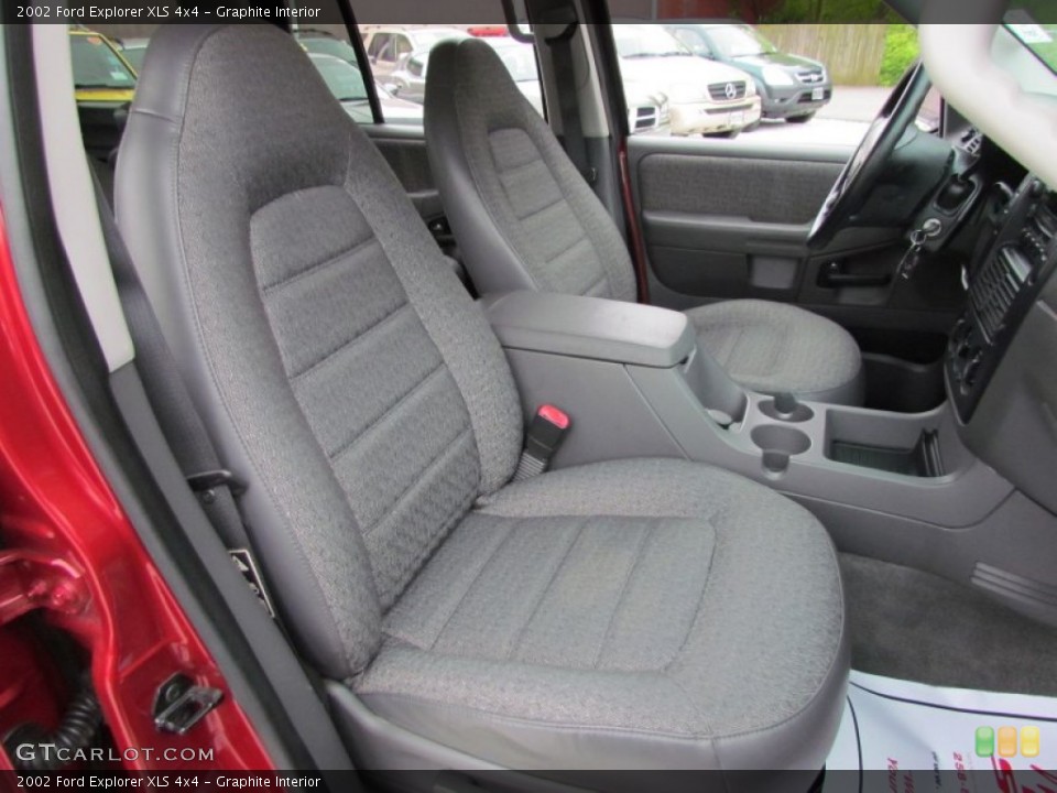Graphite Interior Photo for the 2002 Ford Explorer XLS 4x4 #80664984