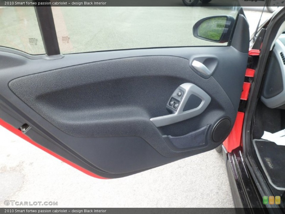 design Black Interior Door Panel for the 2010 Smart fortwo passion cabriolet #80682540