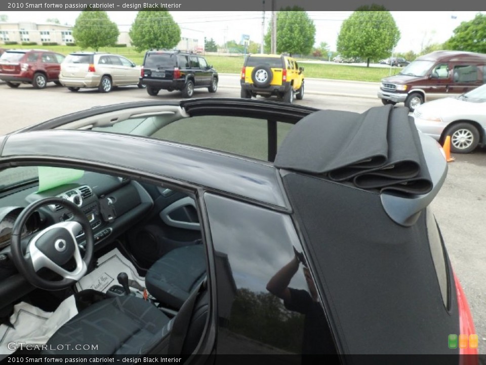 design Black Interior Sunroof for the 2010 Smart fortwo passion cabriolet #80682596