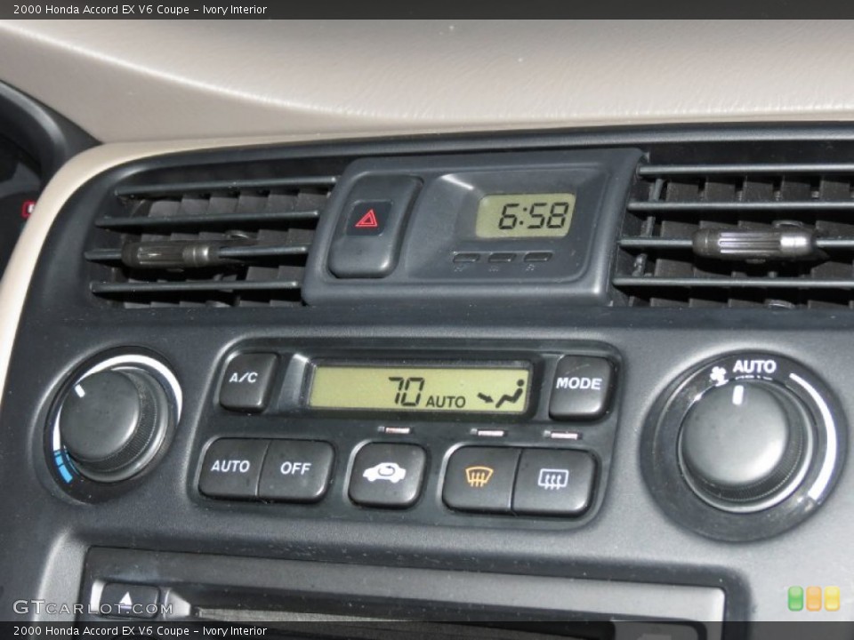 Ivory Interior Controls for the 2000 Honda Accord EX V6 Coupe #80687502