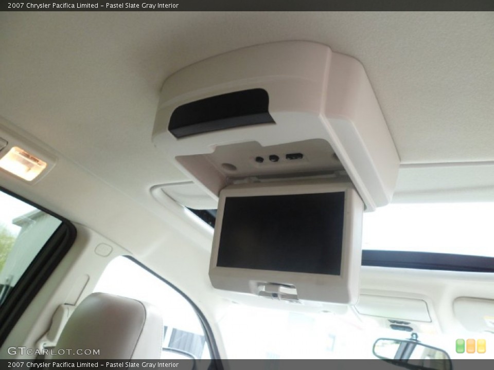 Pastel Slate Gray Interior Entertainment System for the 2007 Chrysler Pacifica Limited #80687520