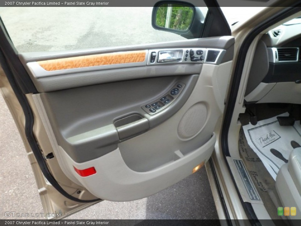 Pastel Slate Gray Interior Door Panel for the 2007 Chrysler Pacifica Limited #80687717