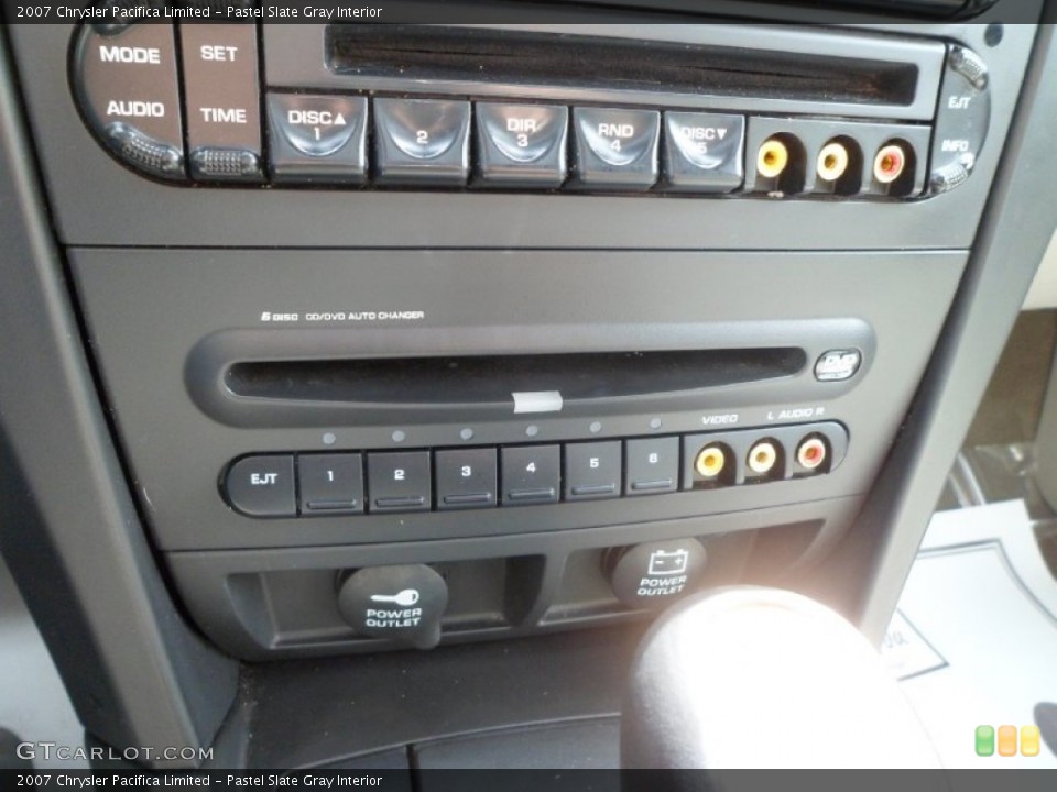 Pastel Slate Gray Interior Controls for the 2007 Chrysler Pacifica Limited #80687840