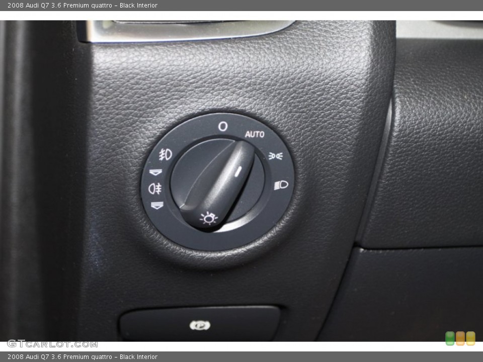 Black Interior Controls for the 2008 Audi Q7 3.6 Premium quattro #80691841