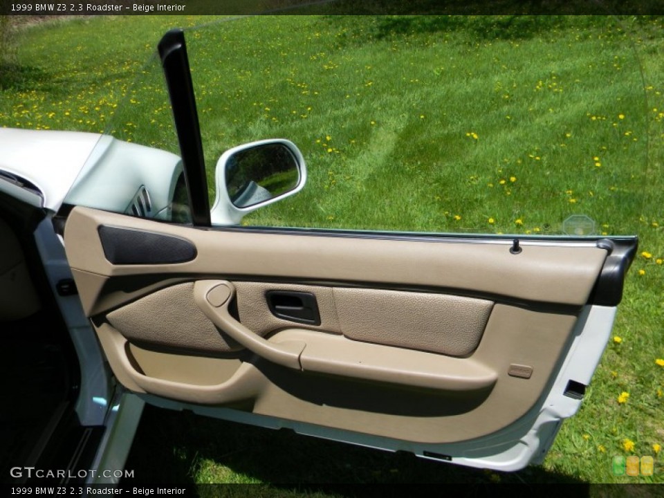 Beige Interior Door Panel for the 1999 BMW Z3 2.3 Roadster #80694539