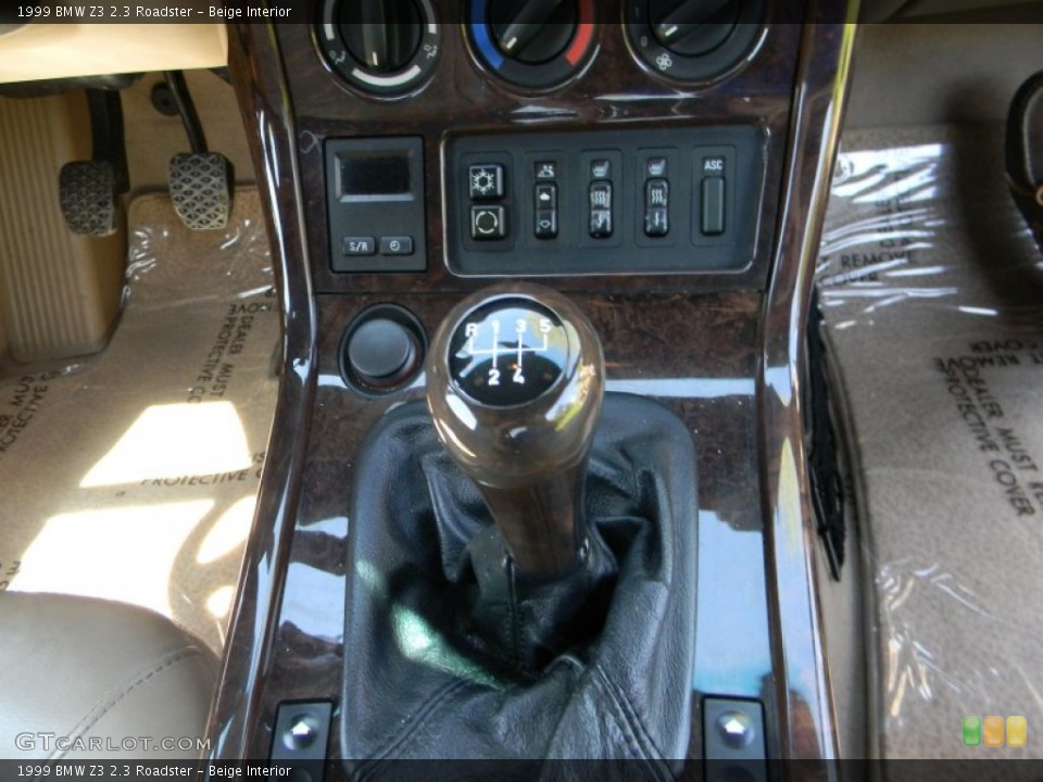 Beige Interior Transmission for the 1999 BMW Z3 2.3 Roadster #80694601