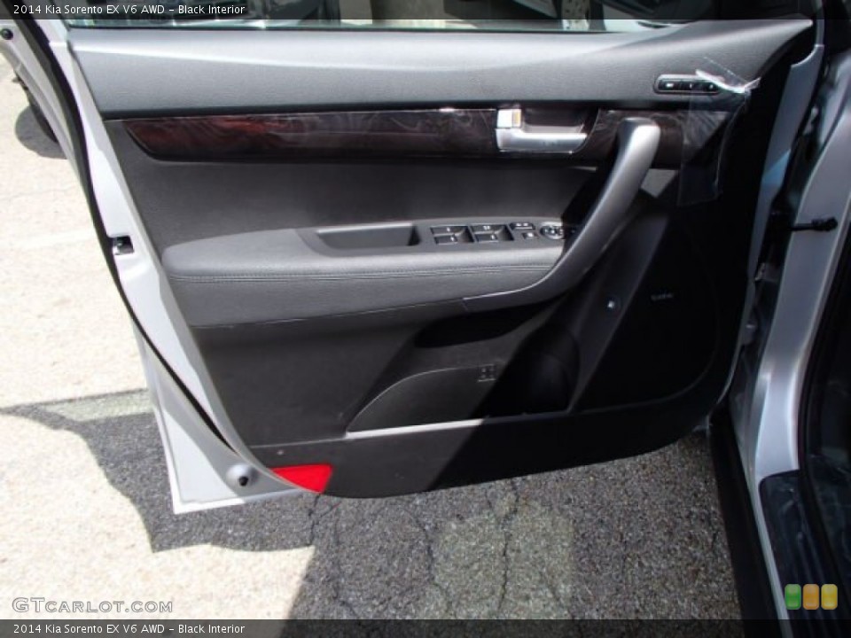 Black Interior Door Panel for the 2014 Kia Sorento EX V6 AWD #80697437