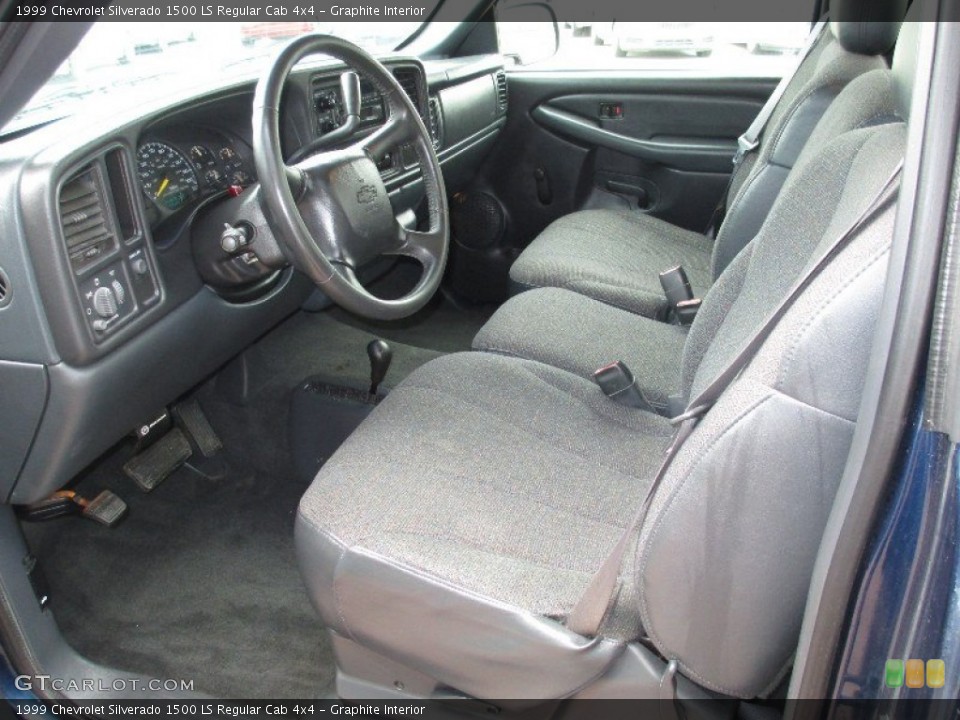 Graphite Interior Photo for the 1999 Chevrolet Silverado 1500 LS Regular Cab 4x4 #80698010