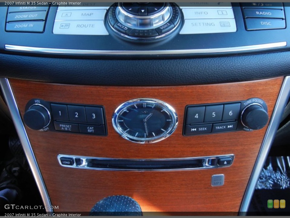 Graphite Interior Controls for the 2007 Infiniti M 35 Sedan #80699627