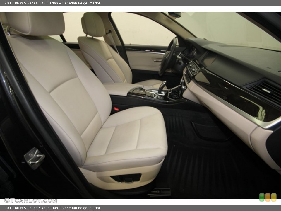 Venetian Beige Interior Photo for the 2011 BMW 5 Series 535i Sedan #80699968