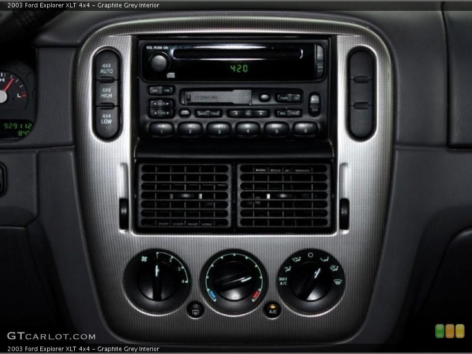 Graphite Grey Interior Controls for the 2003 Ford Explorer XLT 4x4 #80706514