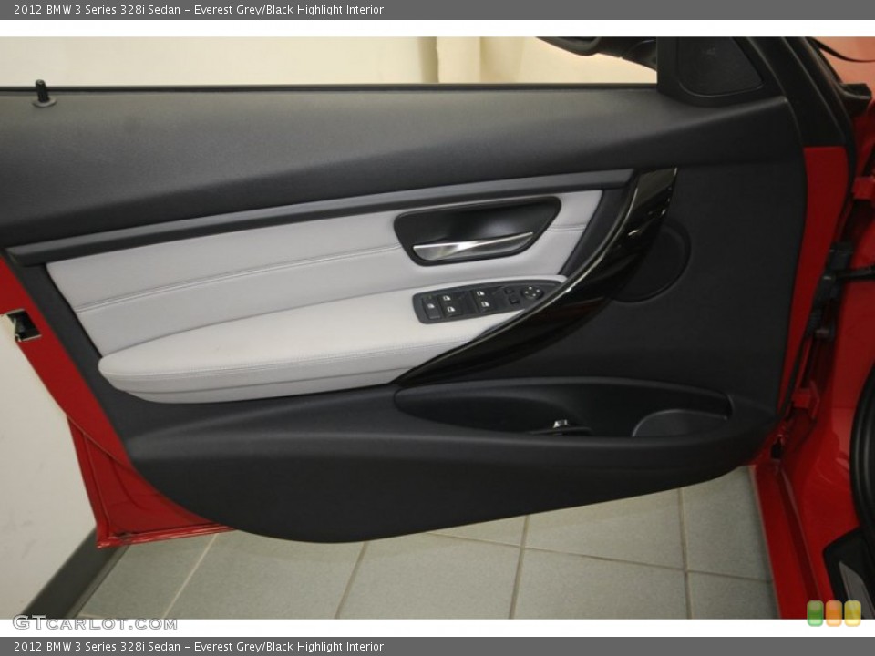 Everest Grey/Black Highlight Interior Door Panel for the 2012 BMW 3 Series 328i Sedan #80707339
