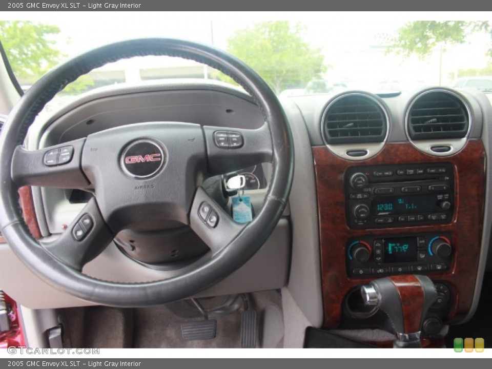 Light Gray Interior Dashboard for the 2005 GMC Envoy XL SLT #80711744
