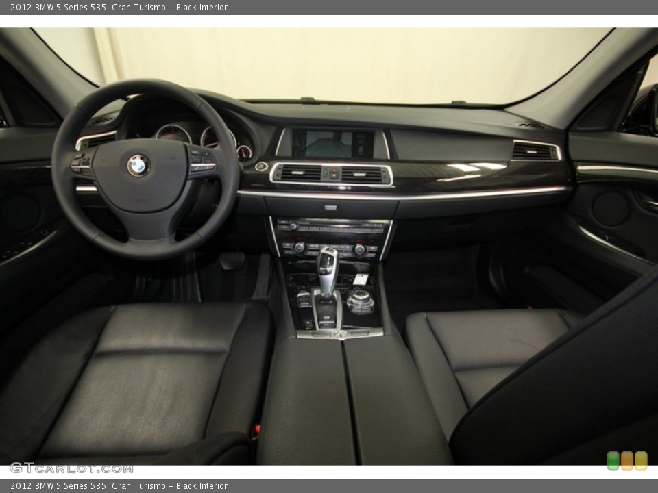 Black Interior Dashboard for the 2012 BMW 5 Series 535i Gran Turismo #80713344