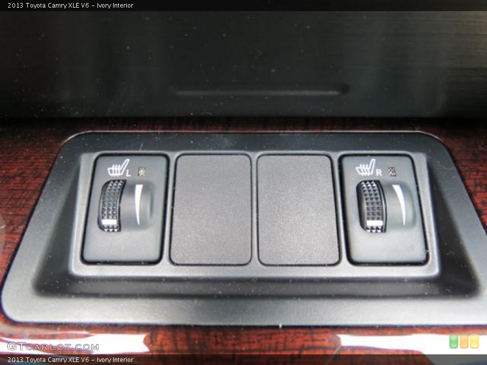 Ivory Interior Controls for the 2013 Toyota Camry XLE V6 #80713862