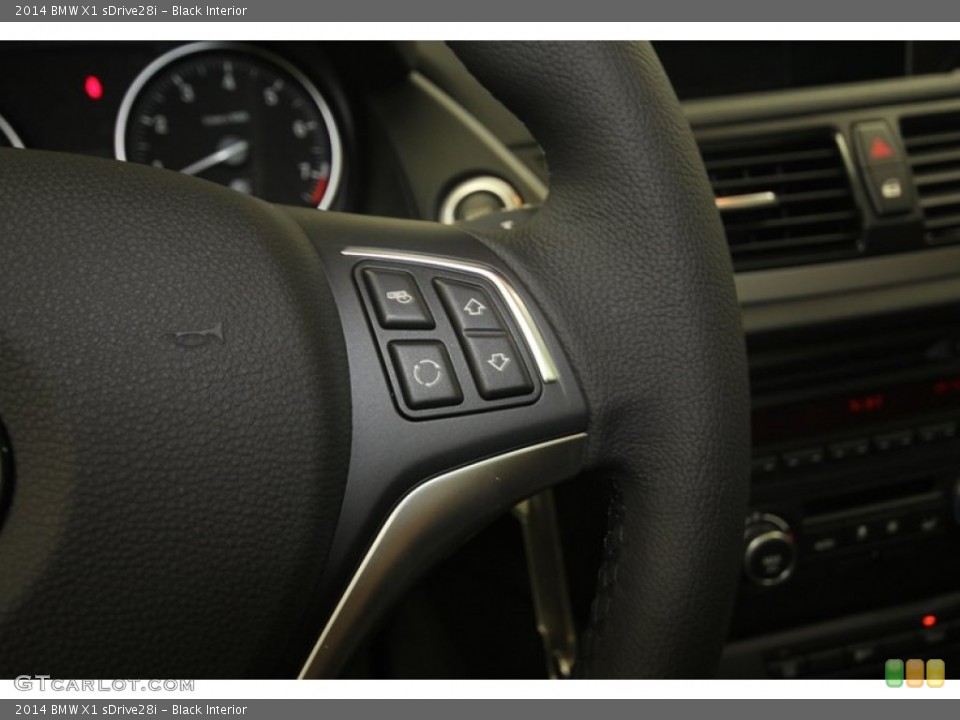 Black Interior Controls for the 2014 BMW X1 sDrive28i #80714946