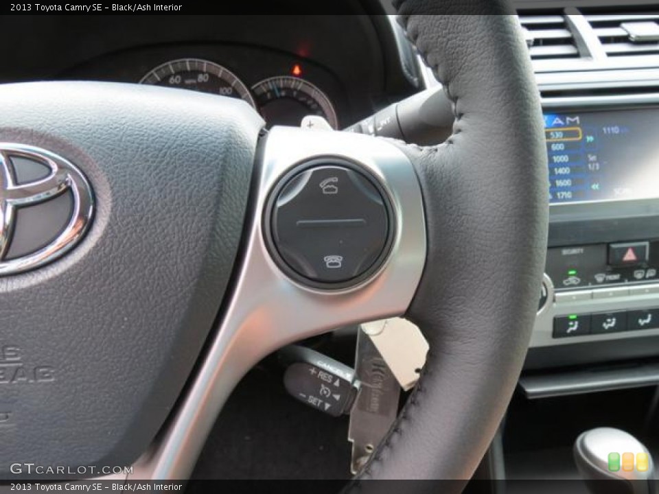 Black/Ash Interior Controls for the 2013 Toyota Camry SE #80715929