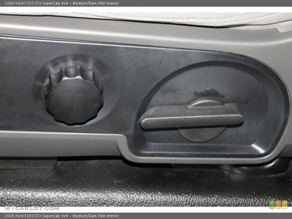 Medium/Dark Flint Interior Controls for the 2006 Ford F150 STX SuperCab 4x4 #80717783