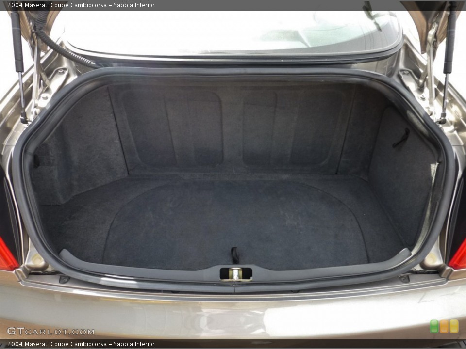 Sabbia Interior Trunk for the 2004 Maserati Coupe Cambiocorsa #80718713
