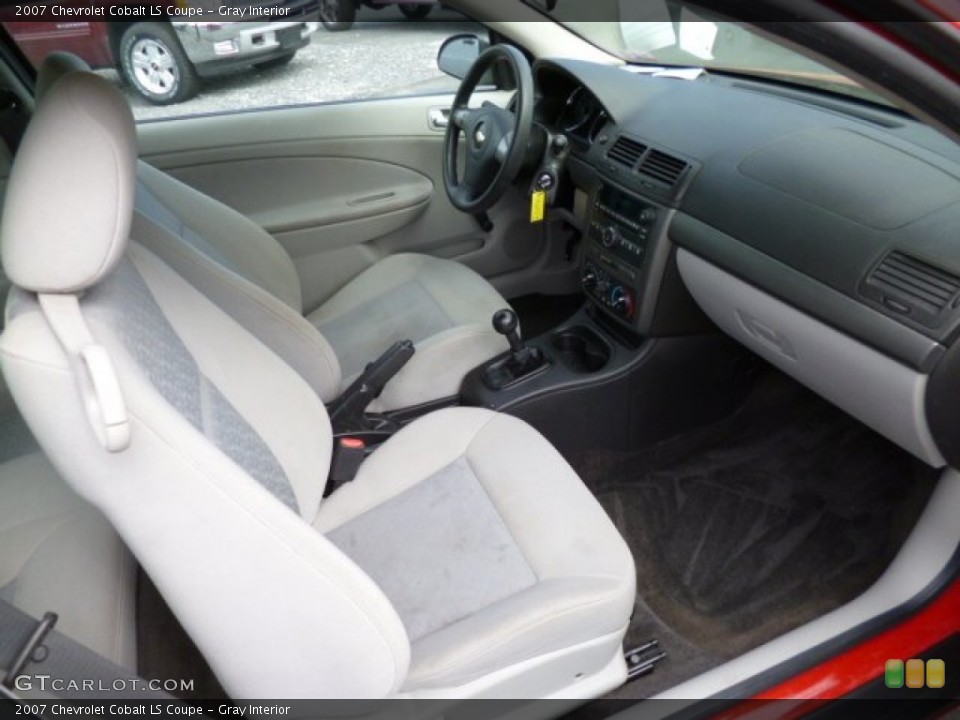 Gray Interior Photo for the 2007 Chevrolet Cobalt LS Coupe #80731066