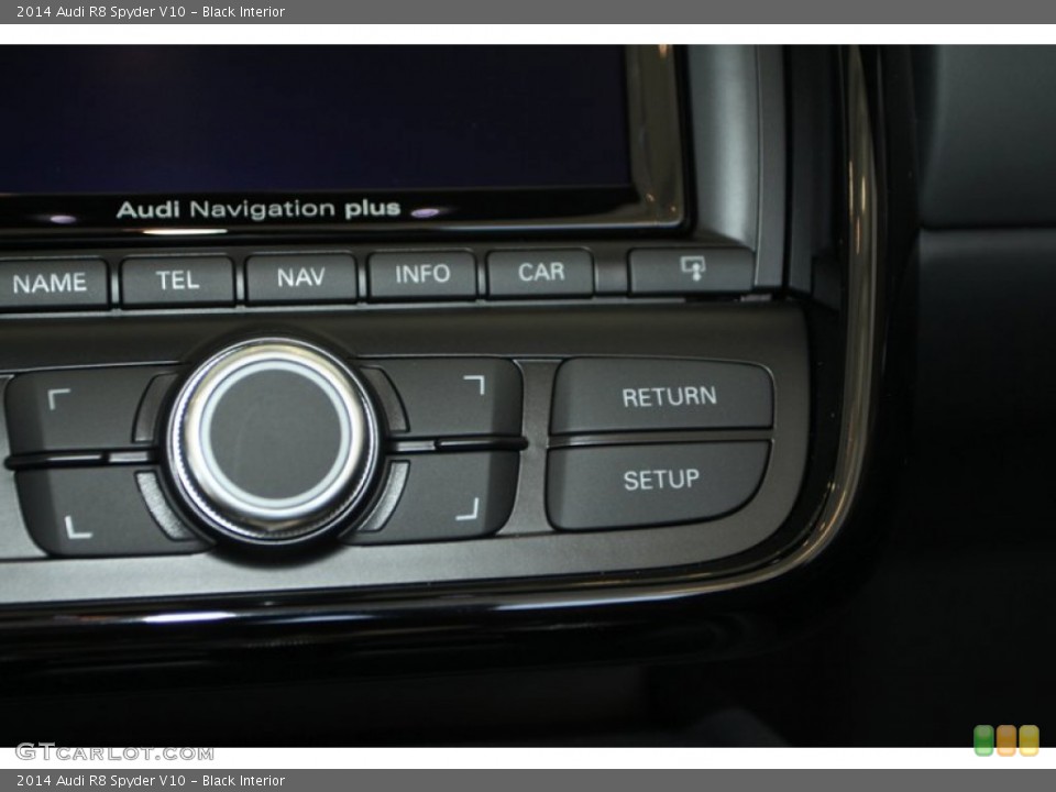 Black Interior Controls for the 2014 Audi R8 Spyder V10 #80735216