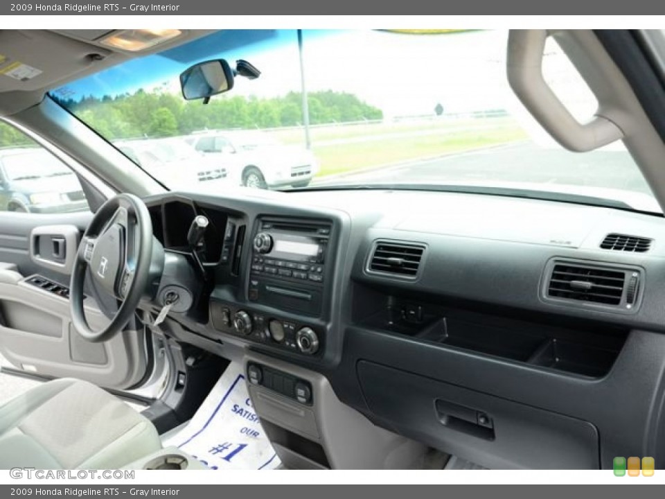 Gray Interior Dashboard for the 2009 Honda Ridgeline RTS #80736705