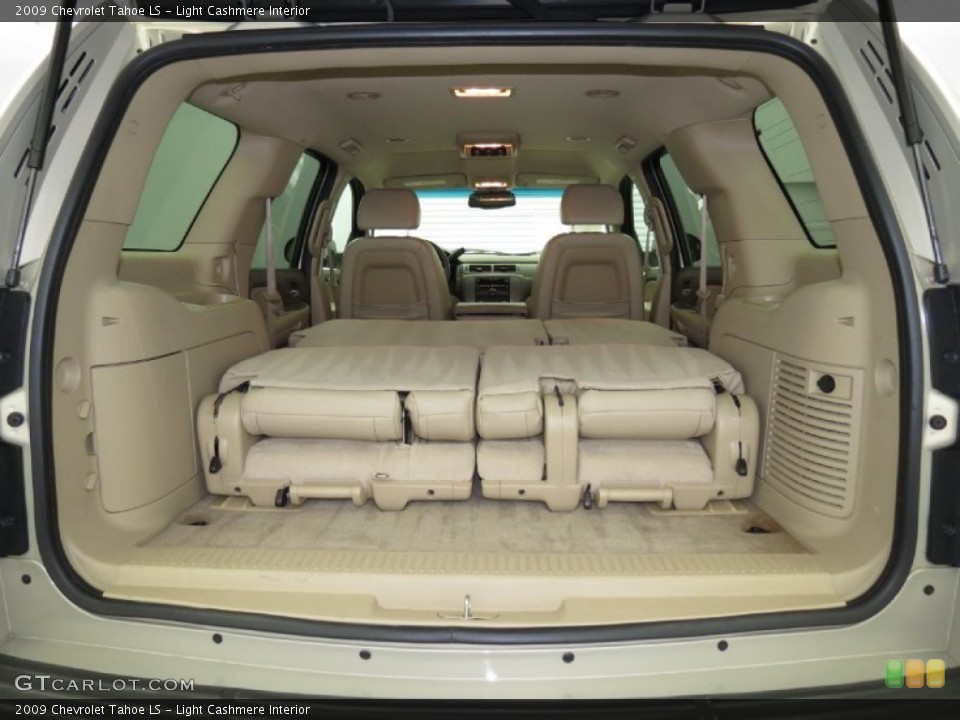 Light Cashmere Interior Trunk for the 2009 Chevrolet Tahoe LS #80743321