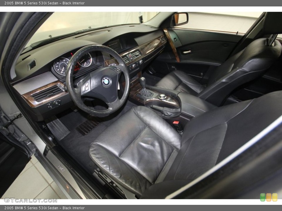 Black Interior Photo for the 2005 BMW 5 Series 530i Sedan #80751860